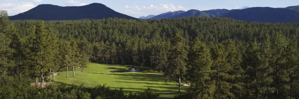 Bear Dance golf course in Larkspur, Colorado